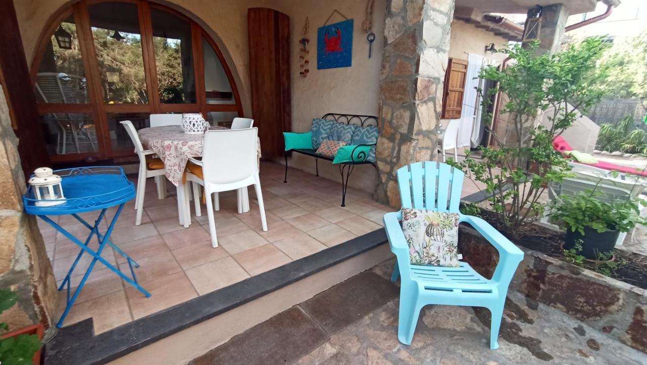 Villino Corallo Roby Cala Liberotto Exterior foto